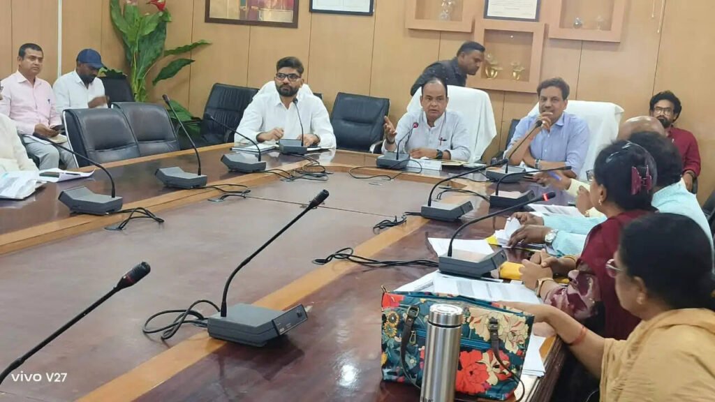 जीएम प्रोक्योरमेंट नील रंजन सिंह को तत्काल प्रभाव से कार्यमुक्त करने का स्वास्थ्य मंत्री ने दिया आदेश…