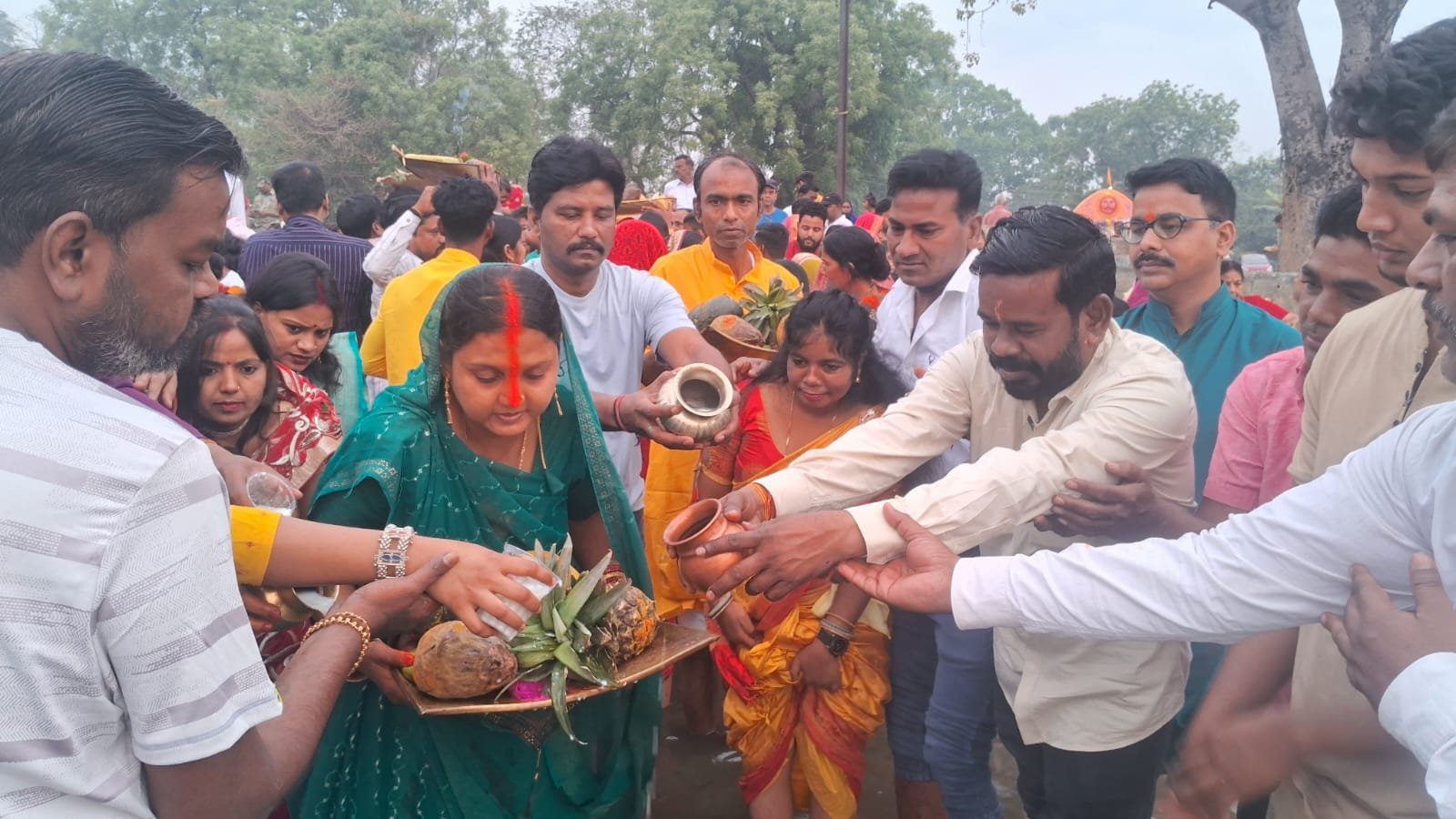 सुर्य उपासना सुख, शान्ति, समृध्दि के साथ पर्यावरण स्वच्छ रखने का पर्व है:चन्द्रदेव महतो…