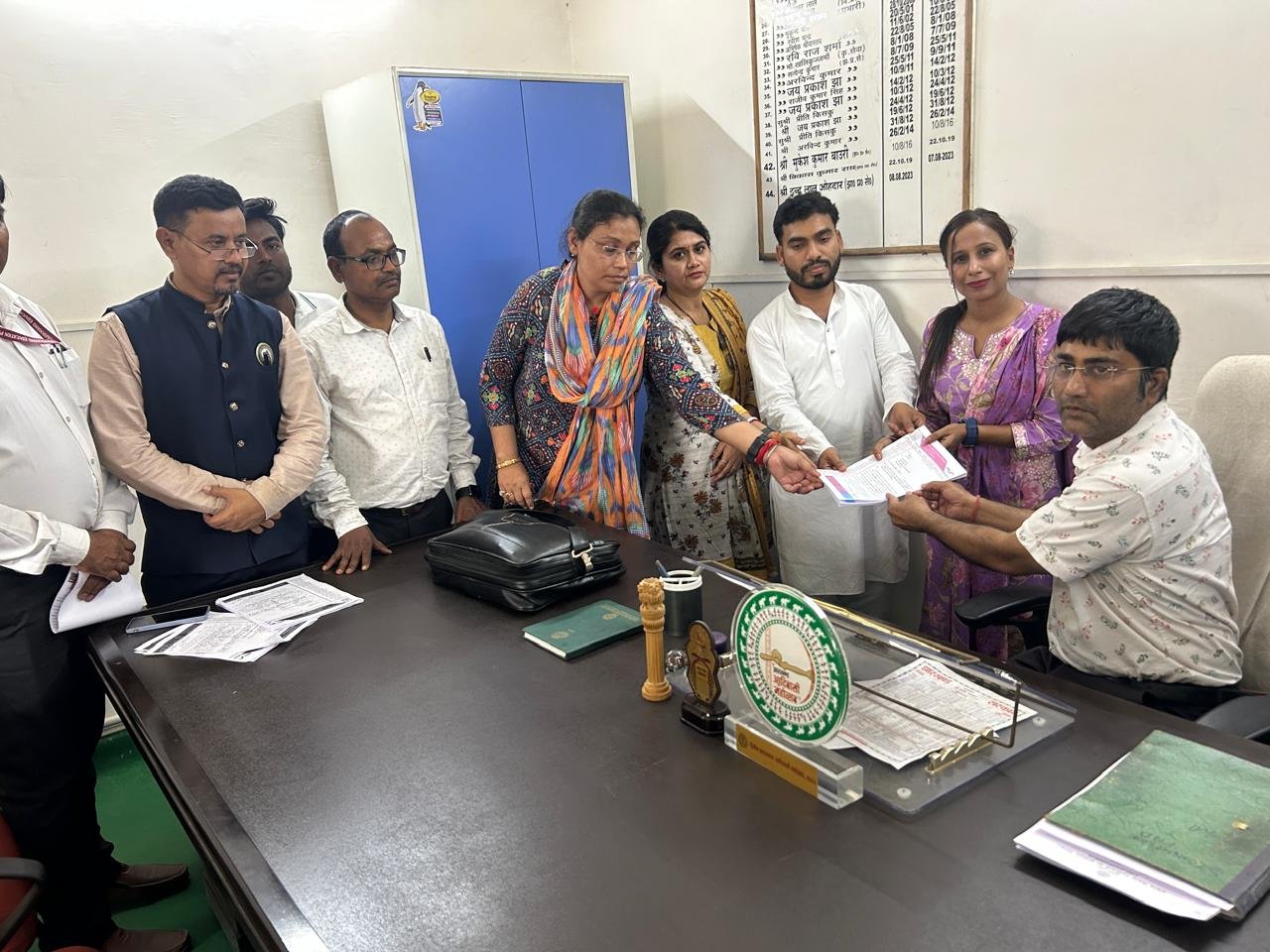 झरोटेफ़ बैनर तले 11 सूत्री मांगों को लेकर शिक्षकों ने जिले के सभी प्रखंडों में प्रखंड विकास पदाधिकारी को सौंपा ज्ञापन…