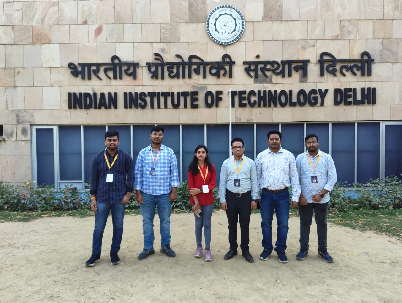 IIT टीम को डॉ. मुरली मनोहर और डॉ. दीपेश कुमार ने मार्गदर्शन प्रदान किया…