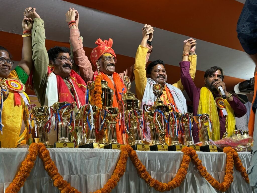 नामकुम में धूमधाम से मनायी गई रामनवमी, 24 अखाड़ो की भव्य शोभायात्रा ने जीता दिल…