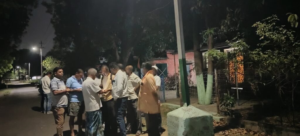 चित्तरंजन टाउनशिप में दिनदहाड़े हमला: 58 वर्षीय श्रीकांत तिवारी गंभीर रूप से घायल, इलाके में दहशत का माहौल…