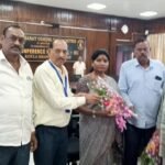 राष्ट्रीय अनुसूचित जन जाति आयोग के सदस्या आशा लकङा को मांग पत्र सुपुर्द किया गया…