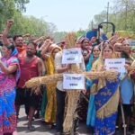 सिंदरी एफसीआई प्रबंधन द्वारा नोटिस दिए जाने के बाद सिंदरी के ग्रामीण हुए गोलबंद….