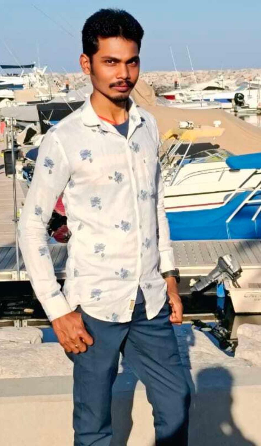 17 दिन बाद कुवैत से पहुंचा गोमो के युवक का शव, गांव में मातम…