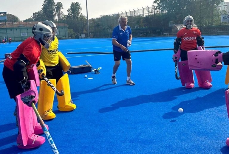 ऑस्ट्रेलिया दौरे के लिए भारतीय महिला हॉकी टीम में झारखंड की 5 बेटियां, सलीमा टेटे बनीं कप्तान; इन्हें भी मिला मौका…