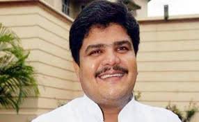 धनजी व डबलू ने नीरज का मोबाइल सीडीआर मांगा…