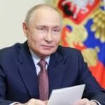 व्लादिमीर पुतिन ने यूक्रेन में तीन दिन के युद्धविराम का ऐलान किया…