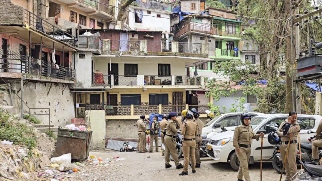 नैनीताल रेप केस: कानून व्यवस्था नियंत्रण में, भ्रम फैलाने वालों से रहें सतर्क, बोले कमिश्नर दीपक रावत…