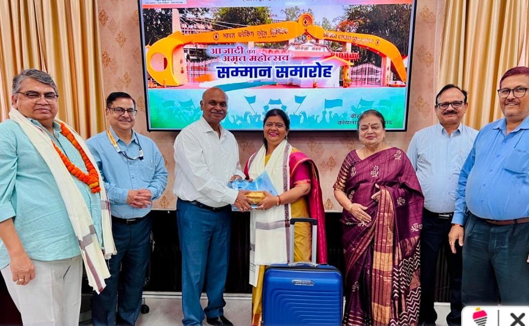 बीसीसीएल ने सेवानिवृत्त कर्मियों को सम्मानित कर दी विदाई….