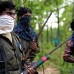 झारखंड ने नक्सलियों का तांडव: गोली मारी… गाड़ियों में लगायी आग, देर रात 10 की संख्या में माओवादियों ने किया बड़ा कांड…