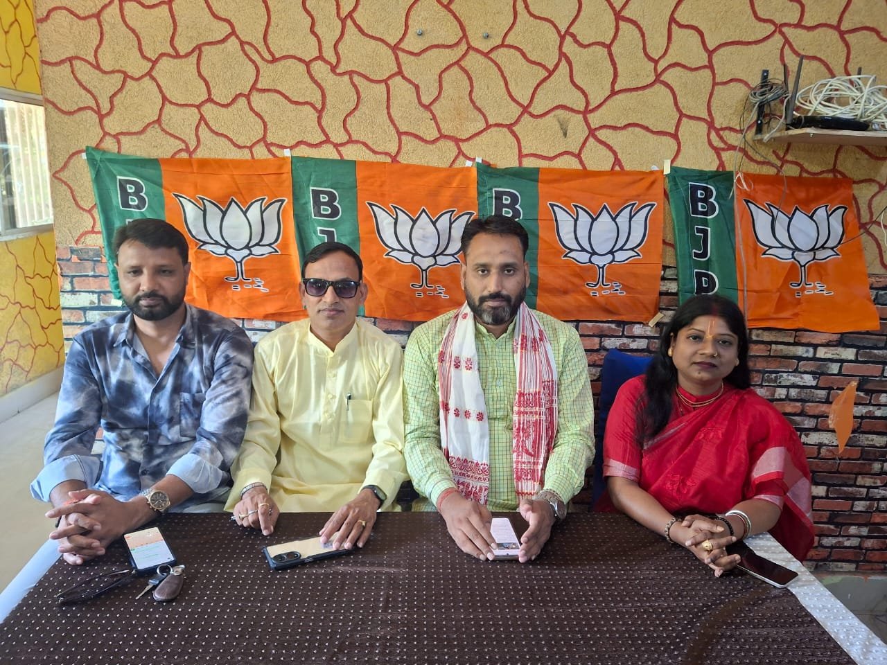 चौकीदार बहाली में अनियमितताओं को लेकर भाजपा का प्रशासन पर बड़ा हमला, उपायुक्त की कार्यशैली पर उठे सवाल…