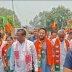 धनबाद के बीजेपी MP ढुल्लू और बाघमारा MLA ने आक्रोश रैली के माध्यम पाक व बांग्लादेश घुसपैठियों को देश से बाहर निकालने की मांग… डीसी को सौंपा ज्ञापन…