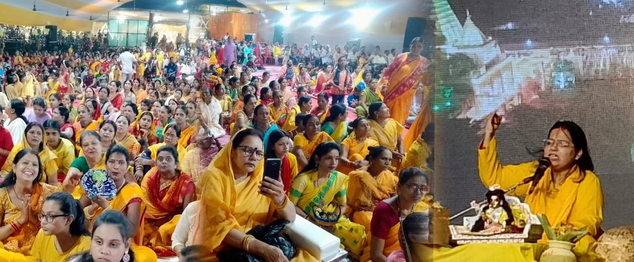 मीरा मोहन धाम में नव निर्मित श्री राधा कृष्ण मंदिर के प्राण प्रतिष्ठा और भव्य यज्ञ के साथ साथ संध्या में अमृता कथा का भव्य कार्यक्रम चल रहा है। पूरा सिंदरी भक्ति के वातावरण में डुबा है…