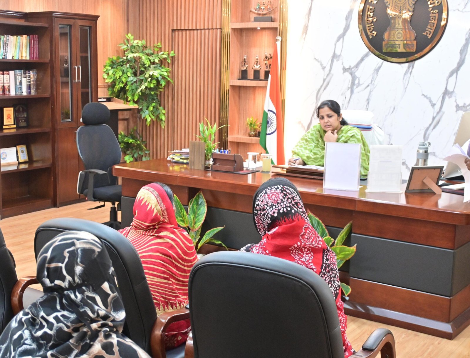 पुत्र द्वारा जबरन घर में कब्जा करने की शिकायत…