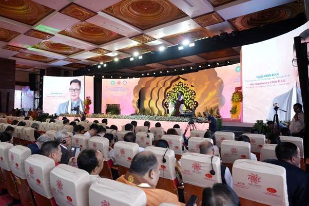 किरेन रिजिजू ने वियतनाम में वेसाक के संयुक्त राष्ट्र दिवस को संबोधित किया, भारत की बौद्ध विरासत और मिशन लाइफ पर प्रकाश डाला…