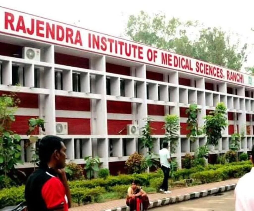 रांची रिम्स में महिला डॉक्टर से हुई छेड़खानी…