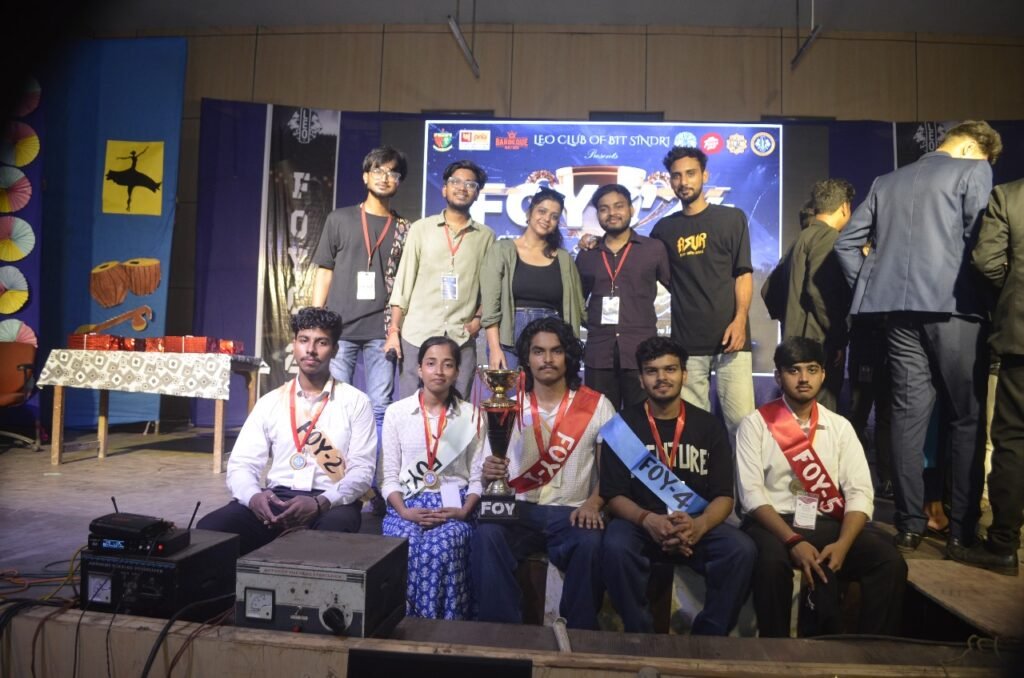 आदिल मुनव्वर को BIT सिंदरी में ‘फ्रेशर ऑफ द ईयर’ का ताज पहनाया गया…