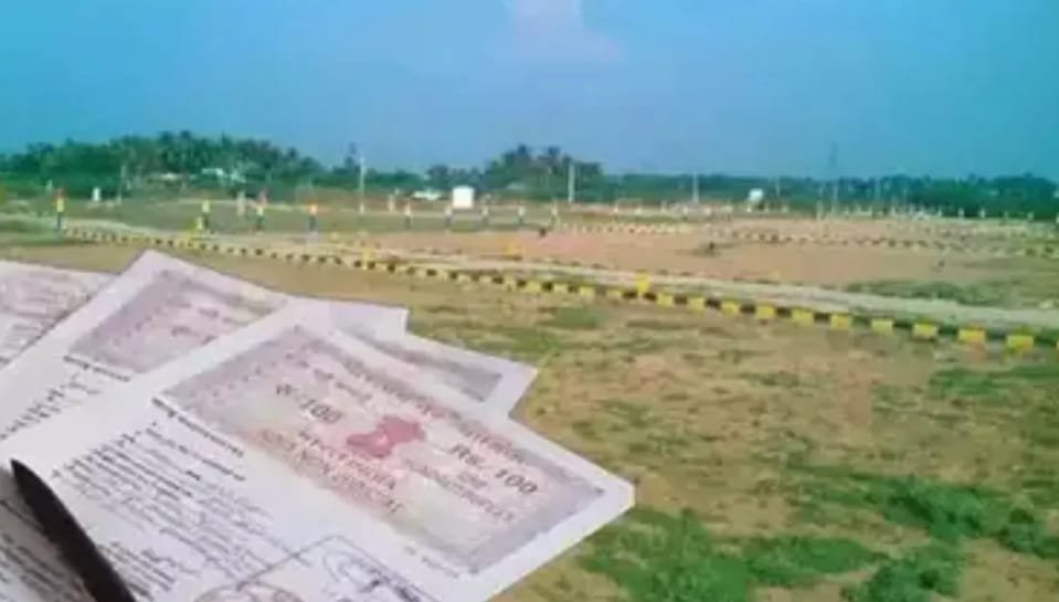 फर्जीवाड़ा कर बेची 1.34 एकड़ जमीन, अब डीड रद के लिए कोर्ट दौड़ रहे मालिक…