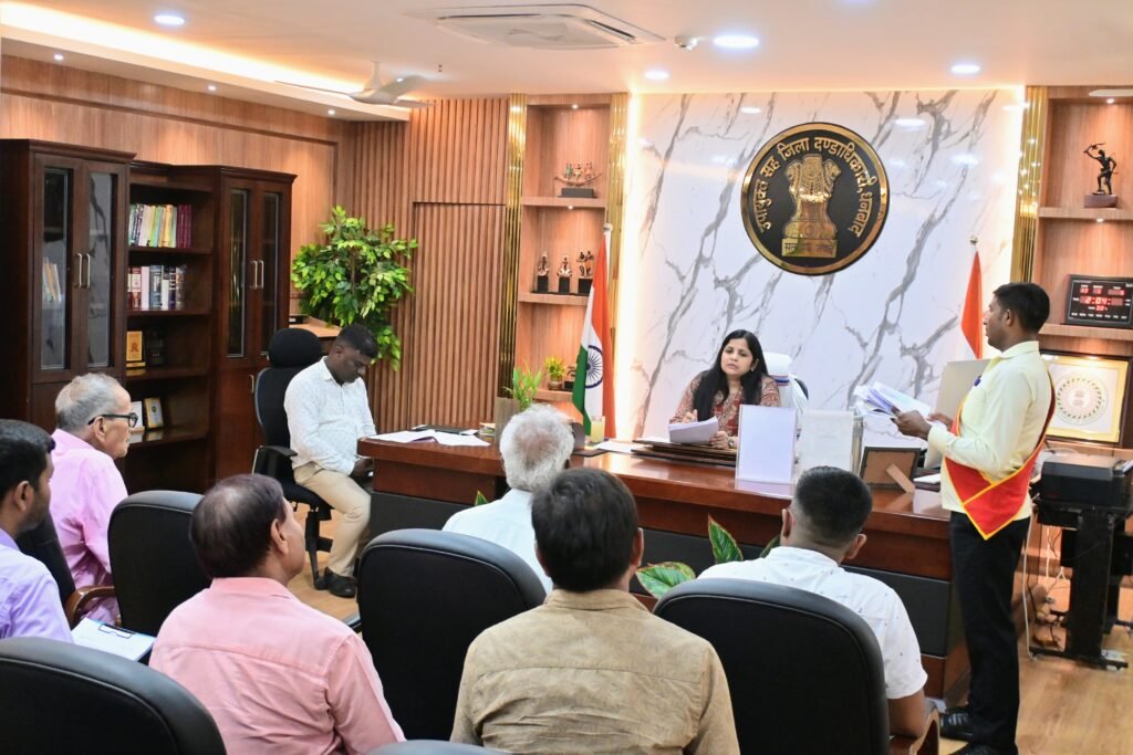 पुत्र – पुत्र वधू द्वारा व्यवसाय में बाधा उत्पन्न करने की बुजुर्ग ने की शिकायत…