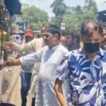 गुरुवार को हाटन रोड मे नाली निर्माण का शुरू होगा कार्य मेयर बिधान उपाध्याय और चेयरमेन अमरनाथ चटर्जी ने किया दौरा…