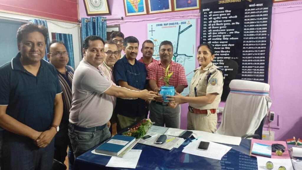 बोकारो चैंबर ने थाना प्रभारी से की मुलाकात, शहर के विकास में सहयोग का दिया भरोसा…