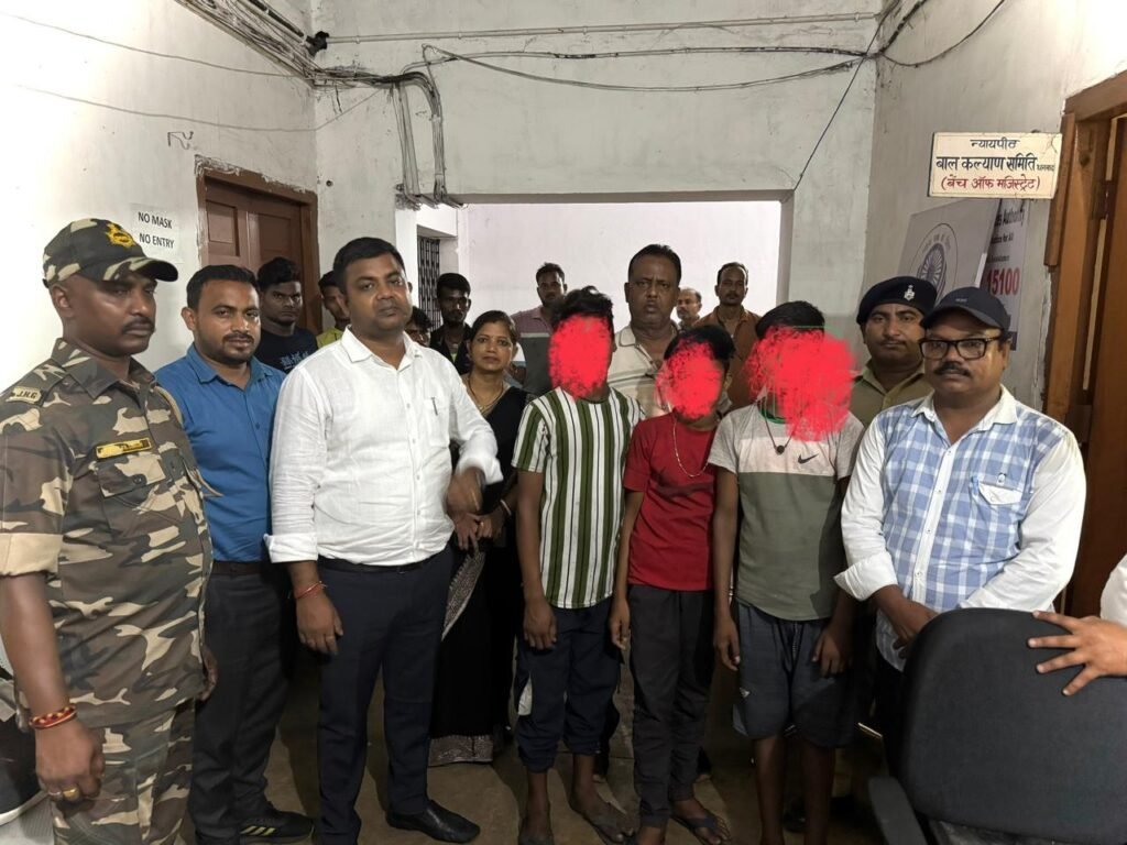 सहायक श्रमायुक्त ने तीन बाल श्रमिकों को कराया विमुक्त…