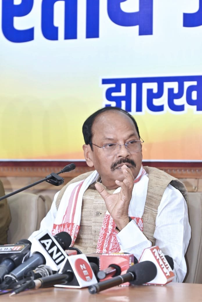 विदेशी धर्म के प्रभाव में झारखंड में पेसा कानून लागू नहीं कर रही हेमंत सरकार:रघुवर दास….