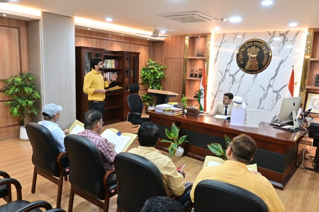 उपायुक्त की अध्यक्षता में जिला शिक्षा स्थापना समिति की बैठक सम्पन्न…