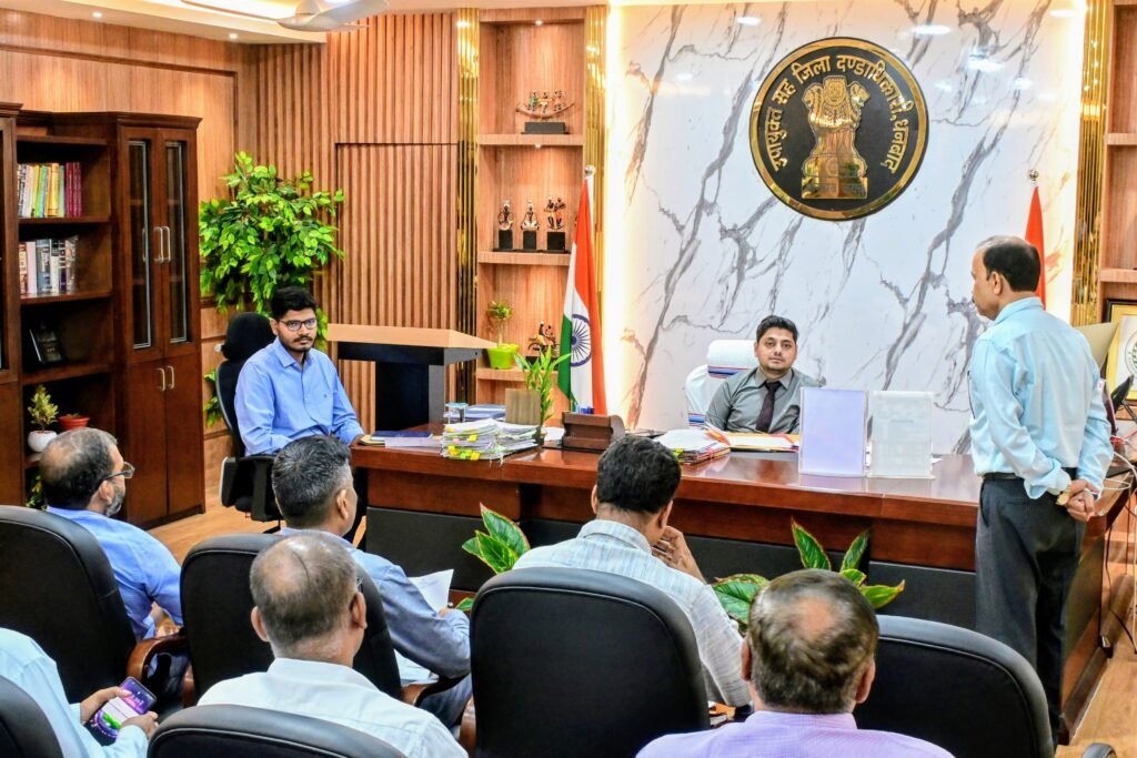 उपायुक्त ने दिया बड़े बकायेदारों की सूची तैयार करने का निर्देश…