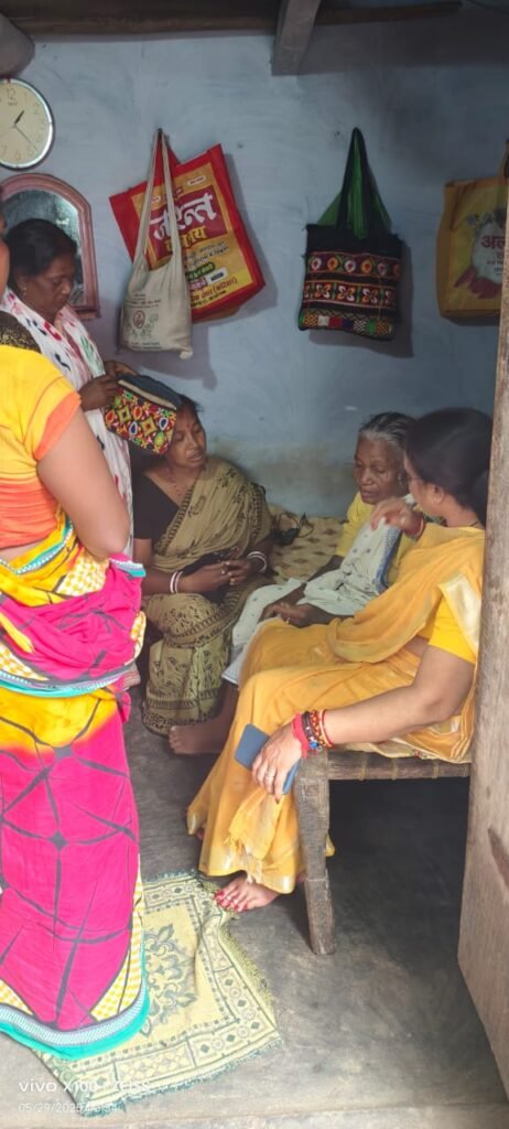 हरचंडी गांव में सड़क दुर्घटना में महिला की मौत पर शोक की लहर, भाजपा नेत्री बबीता झा ने परिजनों से मिलकर दी सांत्वना और आर्थिक मदद…