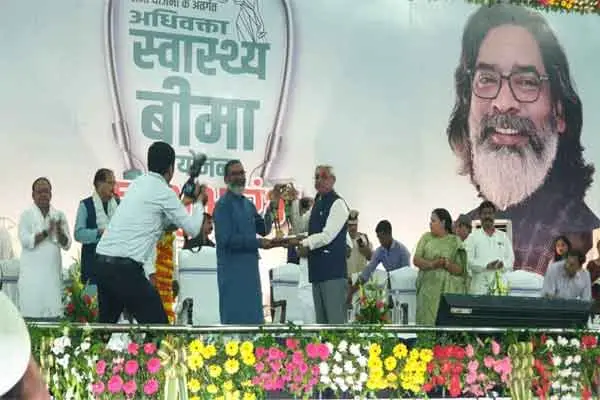 CM हेमंत ने वकीलों को दी स्वास्थ्य बीमा योजना की सौगात, बना पहला राज्य…