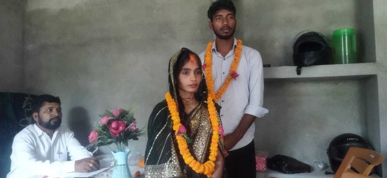 मामी को हुआ भांजे से प्यार, मामा ने करायी दोनों की शादी…