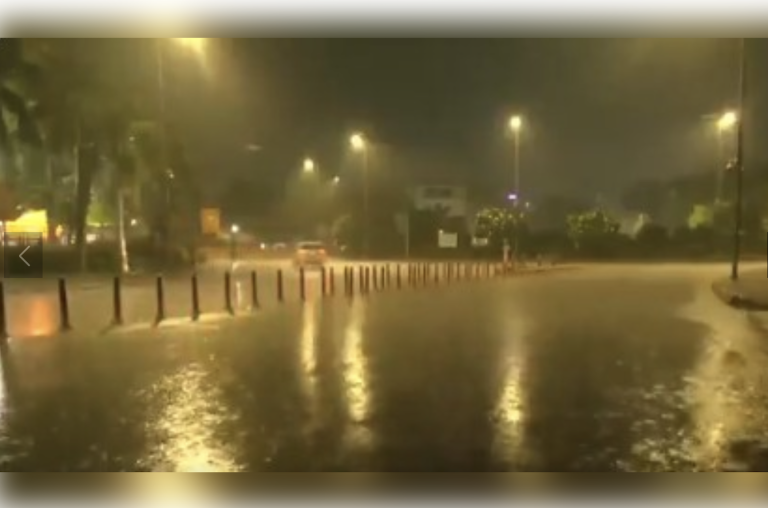 दिल्ली-एनसीआर में भारी बारिश, मौसम विभाग ने जारी किया रेड अलर्ट…