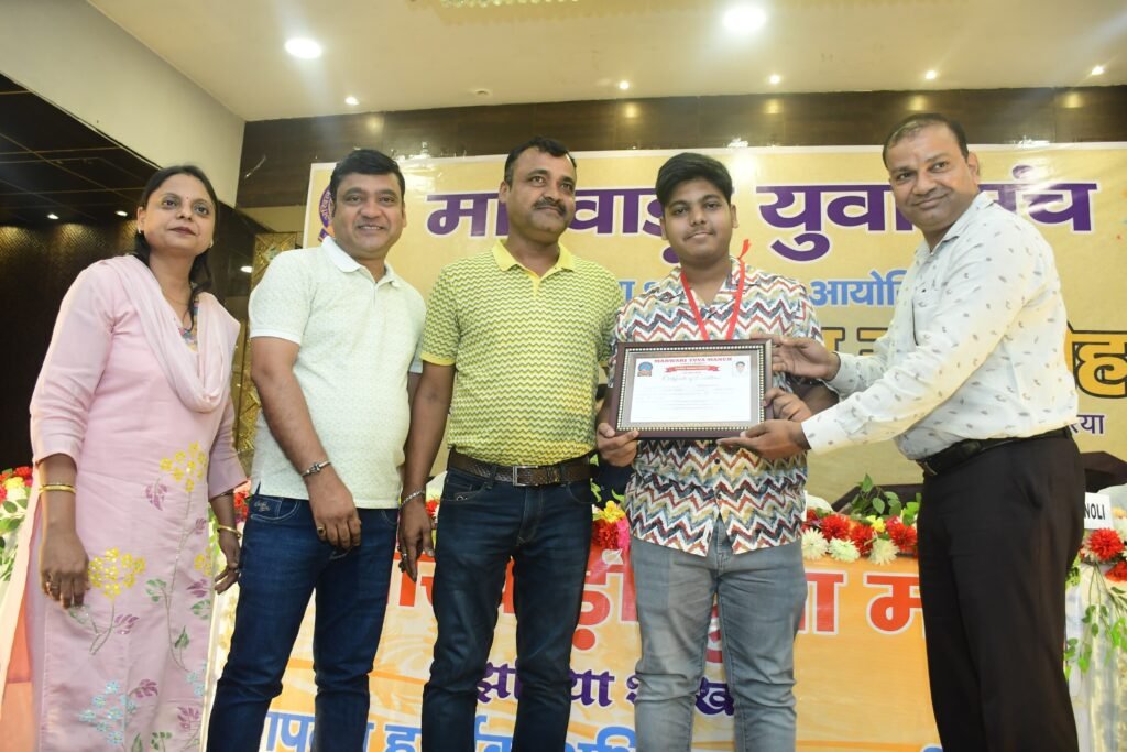 सक्षम अग्रवाल नें जेईई एडवांस आल इंडिया रैंकिंग 542 प्राप्त कर धनबाद का नाम रौशन किया…