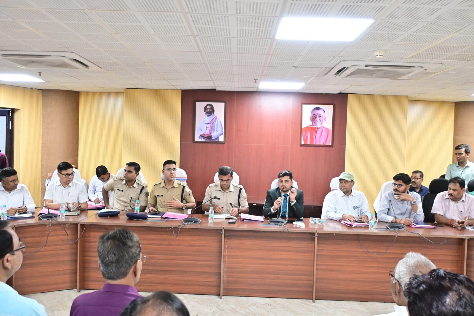 ईद-उल-जोहा को लेकर जिलास्तरीय शांति समिति की बैठक संपन्न…