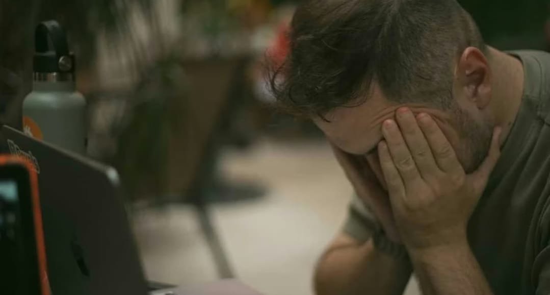 बेंगलुरू में इंजीनियर ने वीडियो कॉल पर रो-रोकर दिया इस्तीफा, वजह जान गुस्से से भर गए लोग…