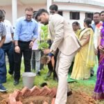 विश्व पर्यावरण दिवस के अवसर पर उपायुक्त ने किया पौधारोपण…