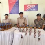 टुंडी में पुलिस ने भारी मात्रा में नकली अंग्रेजी शराब को पकड़ा,एक  गिरफ्तार,स्कॉर्पियो और थार से जामताड़ा में हो रही थी सप्लाई..