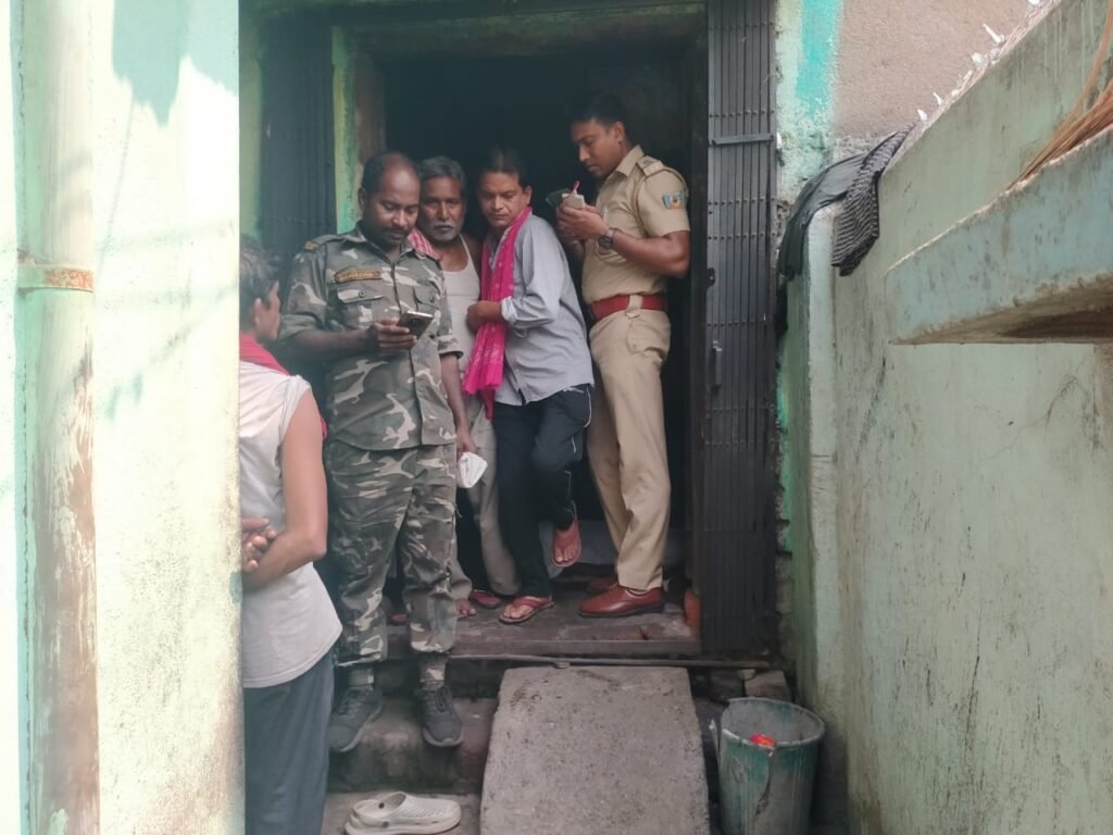 कर्ज के बोझ से दबकर युवक ने की आत्महत्या, शराब और जुआ ने कर्जदार बनाया…