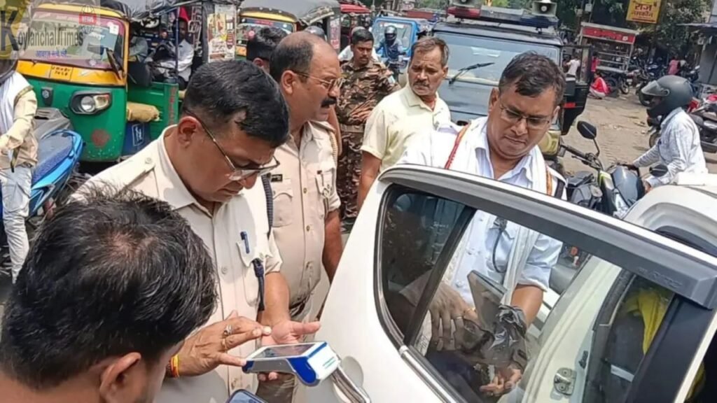 धनबाद : काले शीशे वाले वाहनों पर चला प्रशासन का डंडा, वसूला गया जुर्माना…