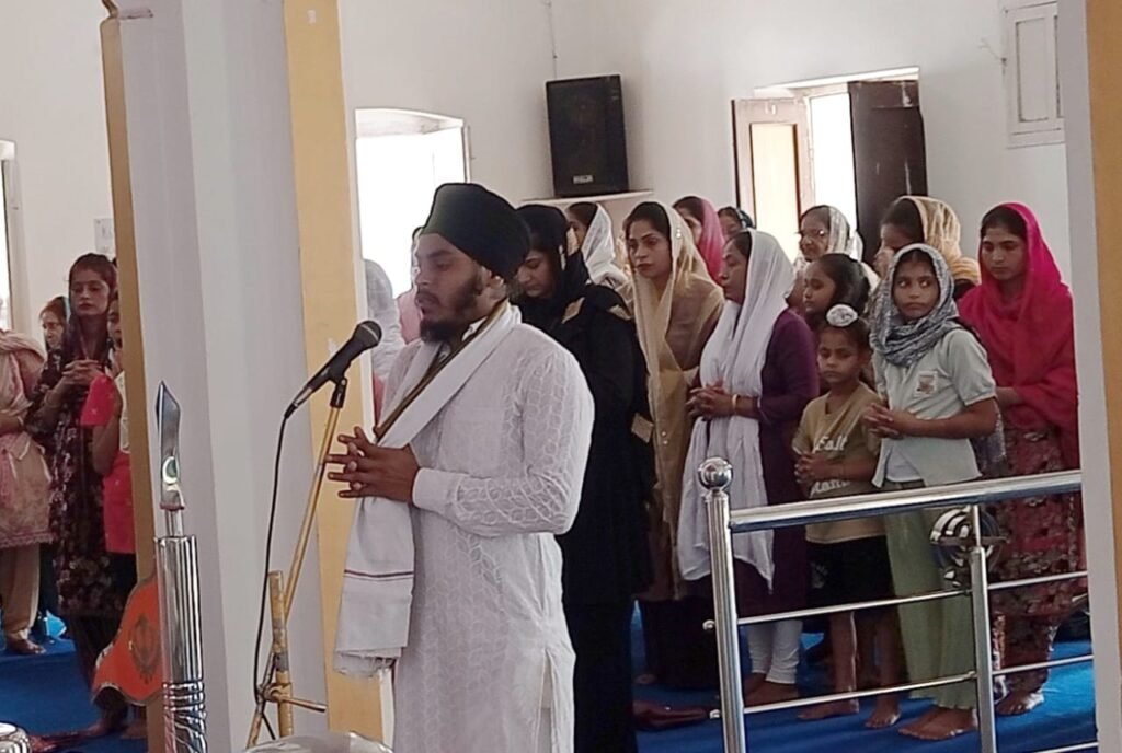 सिंदरी गुरुद्वारा साहिब में मनाया गया गुरु हरगोबिंद सिंह जी का 429 वां प्रकाश पर्व…