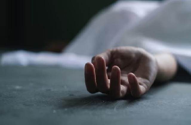 जैसलमेर के स्कूल में बड़ा हादसा: मुख्य द्वार का खंभा गिरने से 1 बच्चे की मौत, शिक्षक घायल…