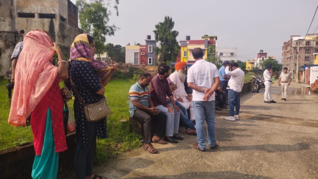 आसनसोल अग्निकांड मामले का जाँच करने कोयला वेवसाई बबलू के घर पहुँची क्षेत्रीय फॉरेंसिक विज्ञान प्रयोगशाला की चार सदस्यई की टीम…