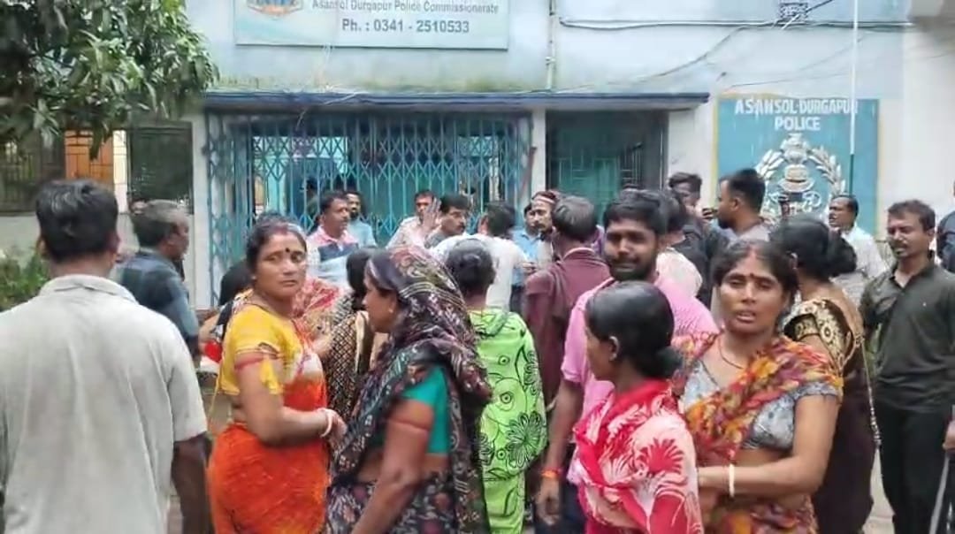 नियामतपुर के लाईनपार इलाके मे कुंवे से बरामद हुई दो दिन से लापता युवती का शव… हत्या की आशंका थाने मे शिकायत…