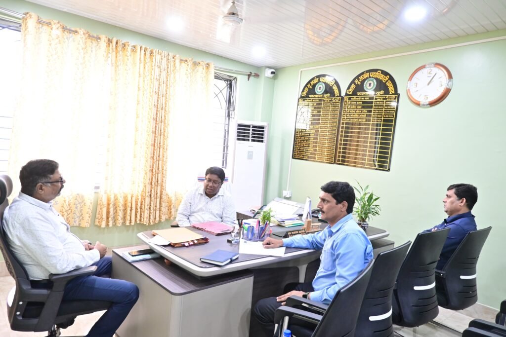 जमीन के लंबित म्यूटेशन शीघ्र करा लेने का बीसीसीएल को निर्देश