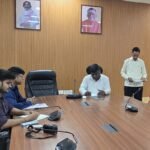 जन शिकायत के प्रभारी पदाधिकारी ने सुनी जनता की समस्याएं…