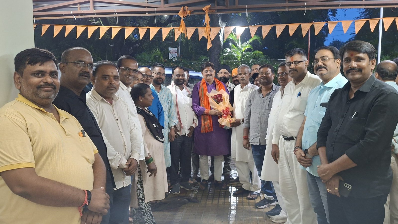 भाजपा विधायक दल के सचेतक बनाए जाने पर विधायक राज सिन्हा का भव्य स्वागत…