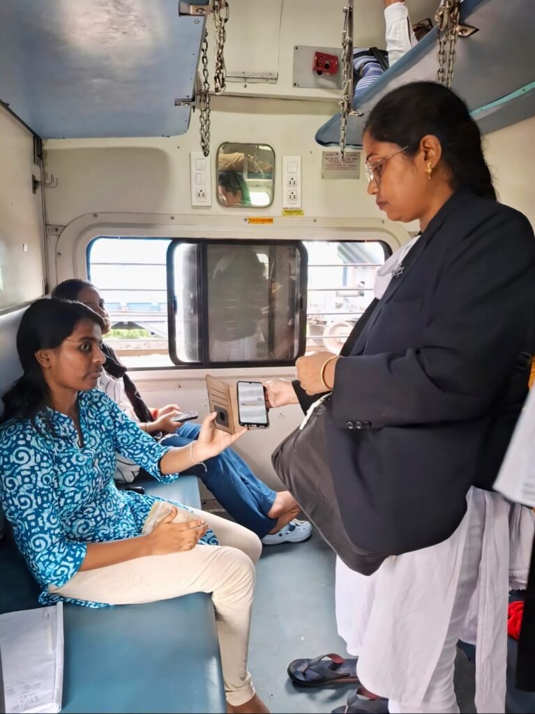 धनबाद मंडल में चलाया गया सघन टिकट चेकिंग अभियान…
