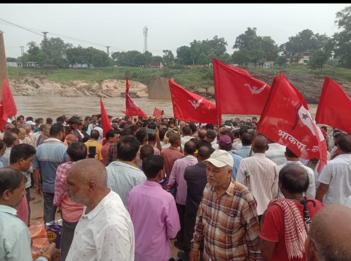 मजदूर नेता कॉमरेड मिथिलेश सिंह पंचतत्व में हुए विलीन…